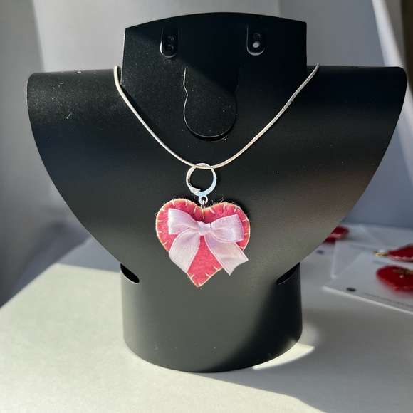 Hand Crafted Red and Pink Heart Charms Pendants - Picture 13 of 14